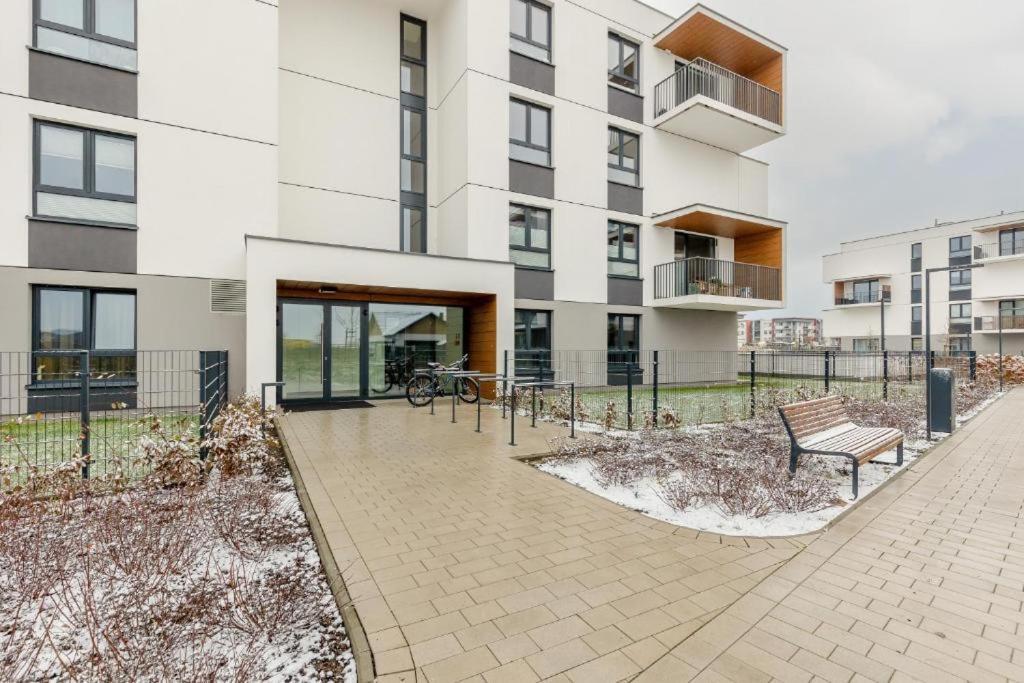 Green In Warsaw's Bemowo District With A Garden And Double Garage Butas